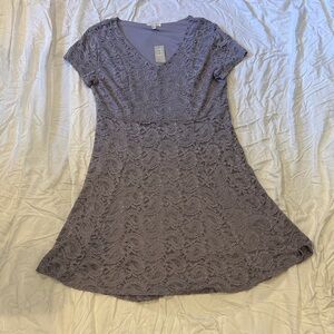 Lace V-Neck Dress in Lavender
